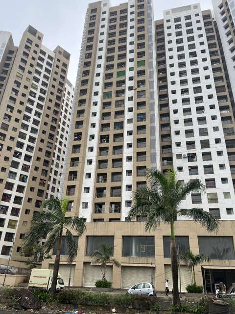 2 BHK Flat In Sunteck West World  For Sale  In Naigaon East