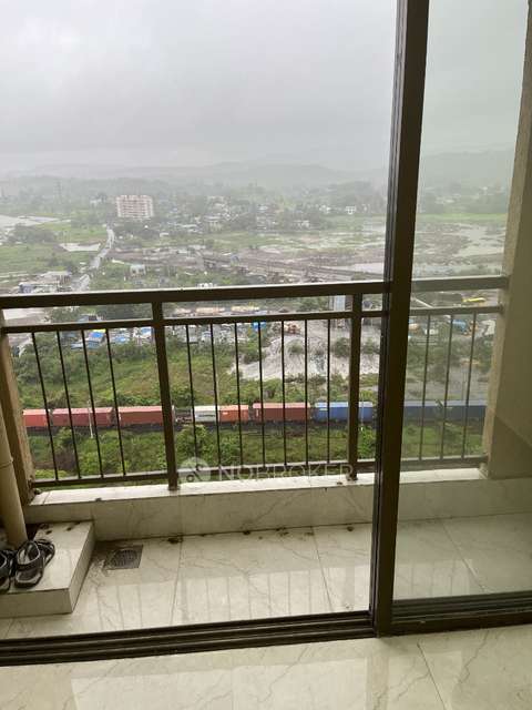 2 BHK Flat In Sunteck West World  For Sale  In Naigaon East