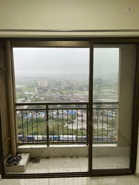 2 BHK Flat In Sunteck West World  For Sale  In Naigaon East