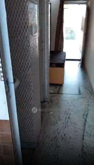 1 BHK Flat In Csp Flats Rwa for Rent  In East Of Kailash