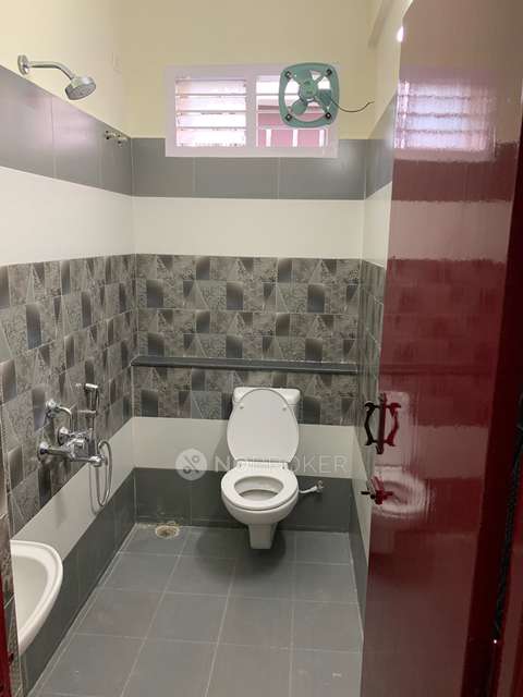 2 BHK Flat In Adayalampattu For Sale  In Maduravoyal