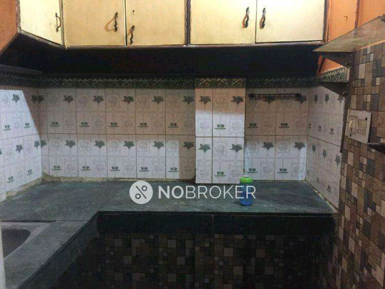 2 BHK Flat In Stand Alone  Bulding For Sale  In Uttam Nagar