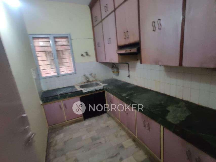2 BHK Flat In Shipra Riviera, Indirapuram For Sale  In Indirapuram