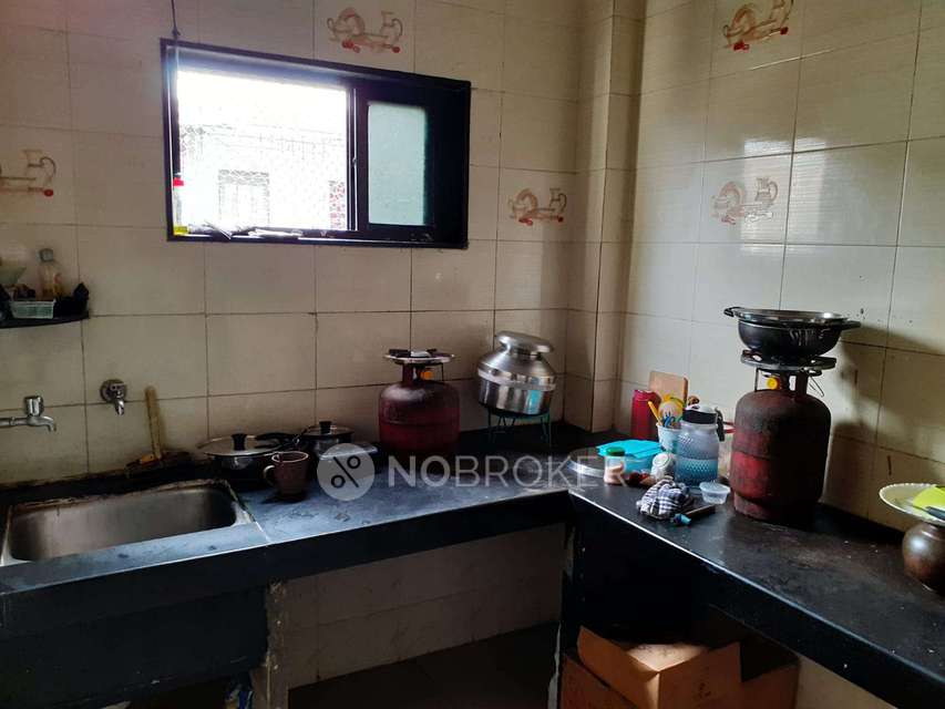 Shared Room for Female In 2 BHK  In Vaishali Housing Society Yamunanagar In Nigdi
