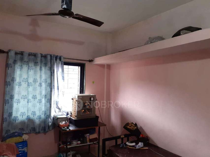 Shared Room for Female In 2 BHK  In Vaishali Housing Society Yamunanagar In Nigdi