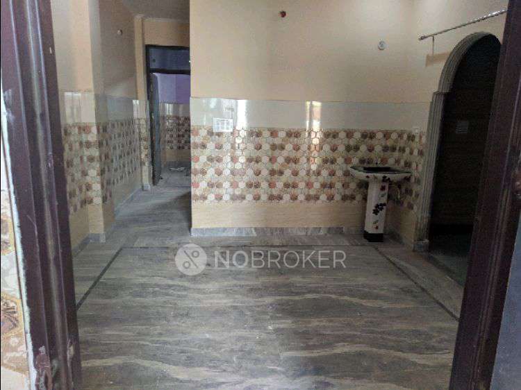3 BHK Flat In Shivani Enclave for Rent  In Shivani Enclave, Sector 15 Dwarka, Dwarka