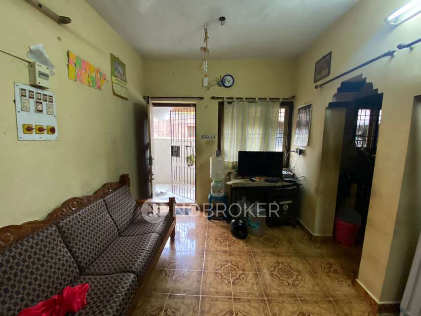 2 BHK Flat In Sony Kannan Flats For Sale  In Madipakkam