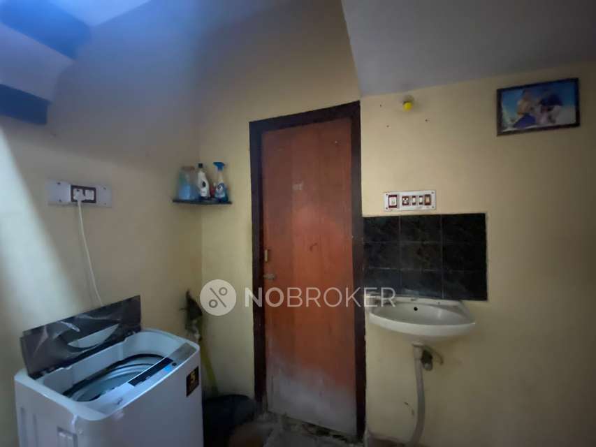 2 BHK Flat In Sony Kannan Flats For Sale  In Madipakkam