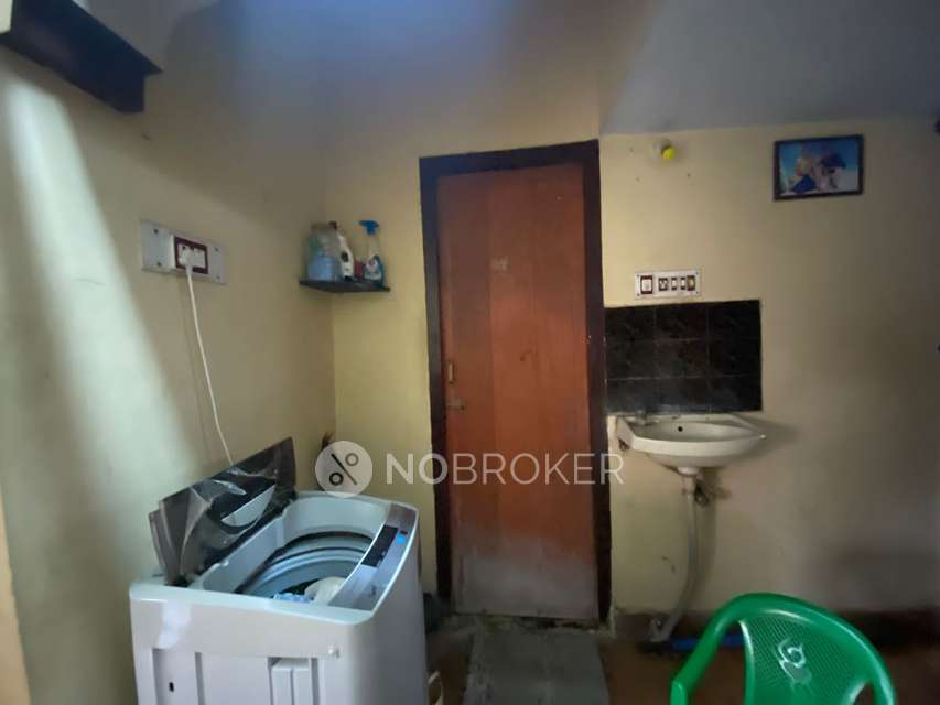 2 BHK Flat In Sony Kannan Flats For Sale  In Madipakkam