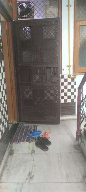 2 BHK Flat In Standalone Building  For Sale  In Krishna Nagar