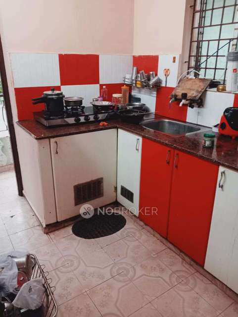 2 BHK Flat In Vasantha Flats For Sale  In 26, Bajanai Koil Street