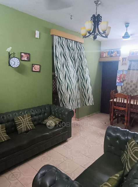 2 BHK Flat In Vasantha Flats For Sale  In 26, Bajanai Koil Street