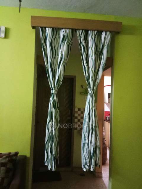 2 BHK Flat In Vasantha Flats For Sale  In 26, Bajanai Koil Street