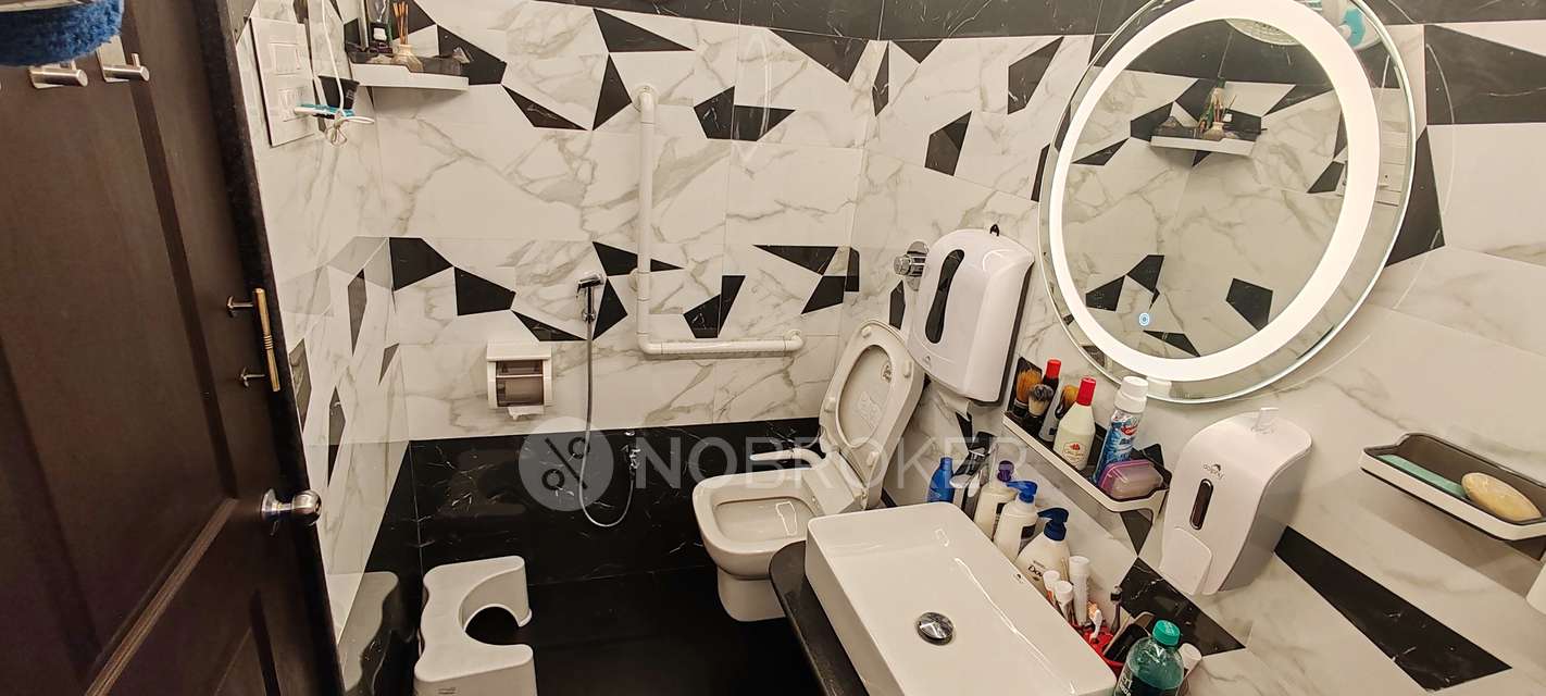 4 BHK Flat In Morya Regency  For Sale  In Bandra West