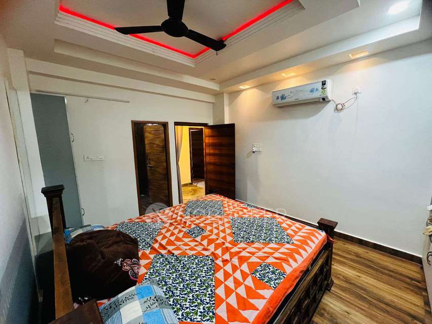 3 BHK Flat In Pavana Putra Heights For Sale  In Padmarao Nagar