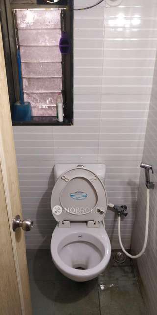 1 BHK Flat In Haware Estate For Sale  In Thane West