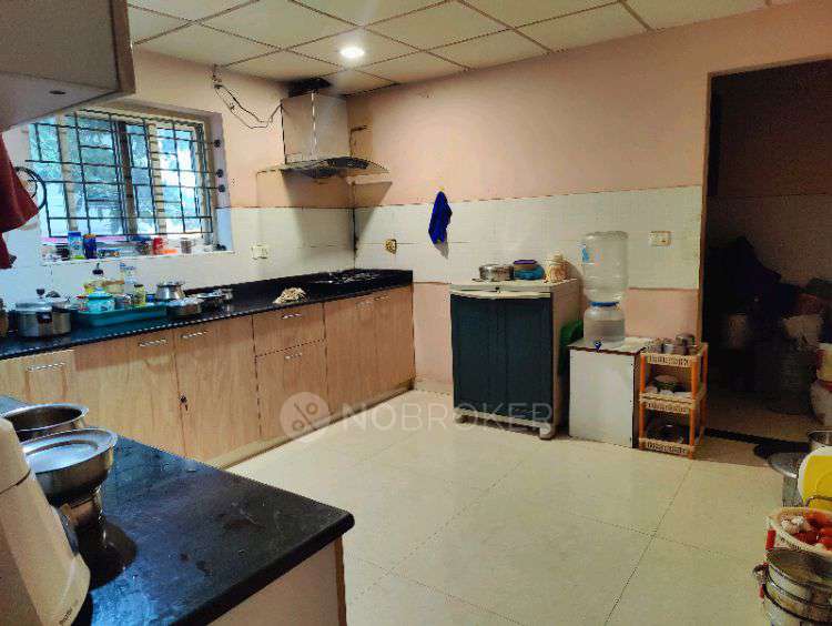 4+ BHK House For Sale  In Perumbakkam