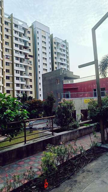 2 BHK Flat In Hill Shire  Chs For Sale  In Wagholi