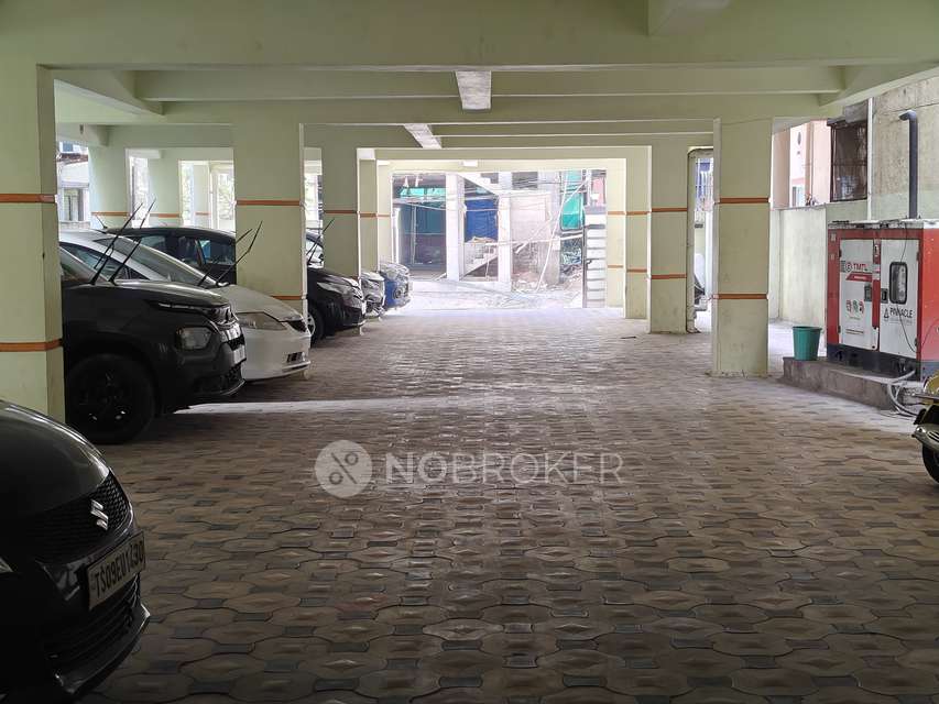 3 BHK Flat In Balachandra Castle  For Sale  In Bowenpally