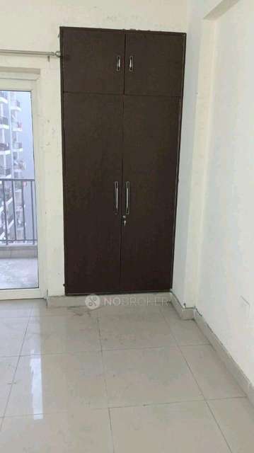 3 BHK Flat In Panchsheel Greens 2 For Sale  In Sector 16b 