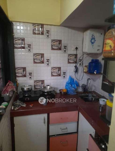 1 BHK Flat In Om Leva Niketan, For Sale  In Mulund East