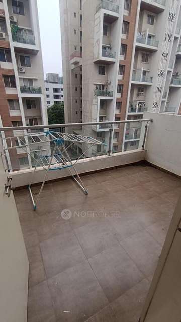 2 BHK Flat In Vishal Viviana for Rent In Mundhwa