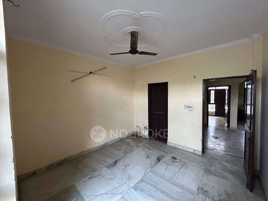 3 BHK Flat In Surya Vihar Phase Ii For Sale  In Gyasi Kothi