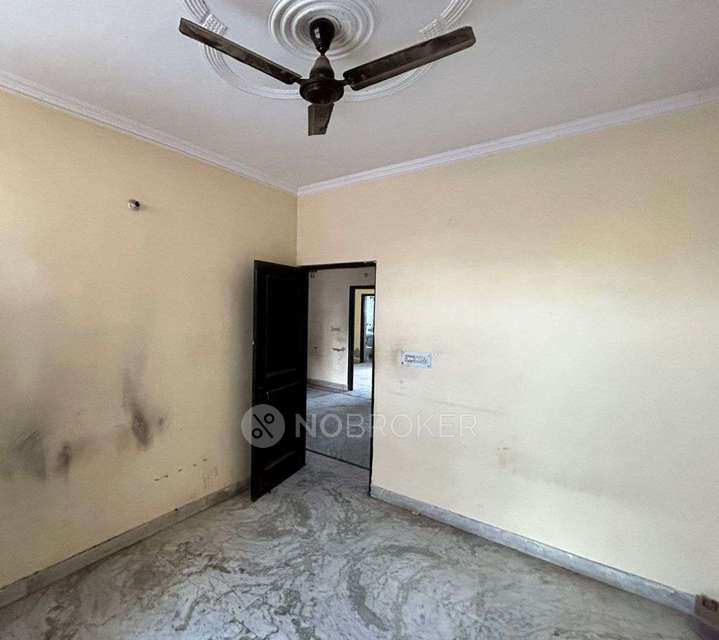 3 BHK Flat In Surya Vihar Phase Ii For Sale  In Gyasi Kothi