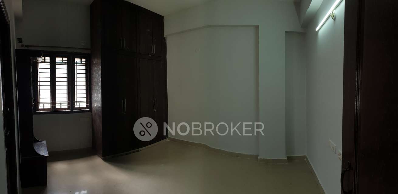 2 BHK Flat In Gayatri Heights, Kondapur For Sale  In Kondapur