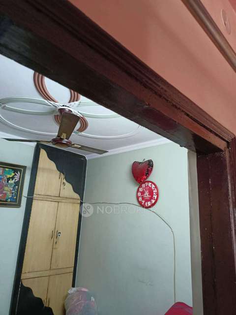 2 BHK Flat For Sale  In Dilshad Colony