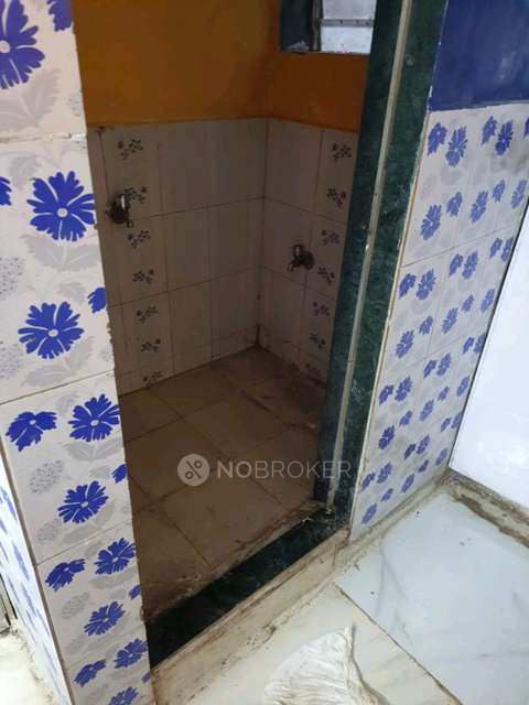 1 RK House For Sale  In Malad West