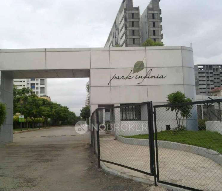 2 BHK Flat In Kumar Park Infinia For Sale  In Bhekrai Nagar