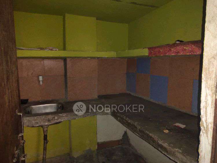 1 RK House for Rent  In Sector 62a