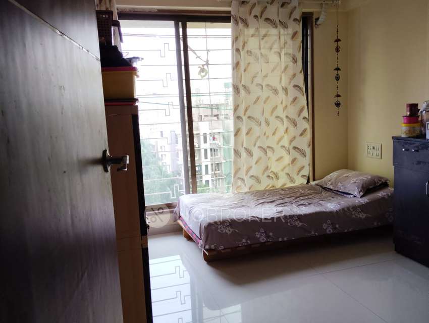 2 BHK Flat In Veena Vihar, Dahanukar Wadi for Rent  In Kandivali West
