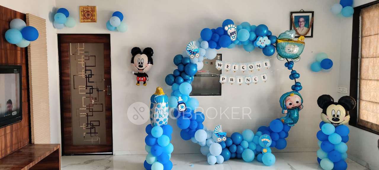 4 BHK Flat In Mahavir Shopping Centre For Sale  In Mahavir Shopping Centre
