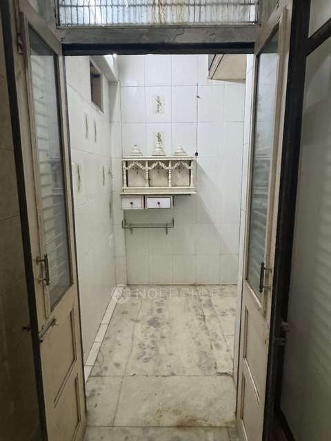 3 BHK Flat In Apartment  For Sale  In  Sowcarpet