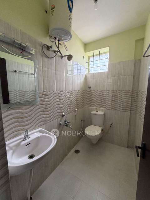 2 BHK Flat In Gunina Eila For Sale  In Kalena Agrahara