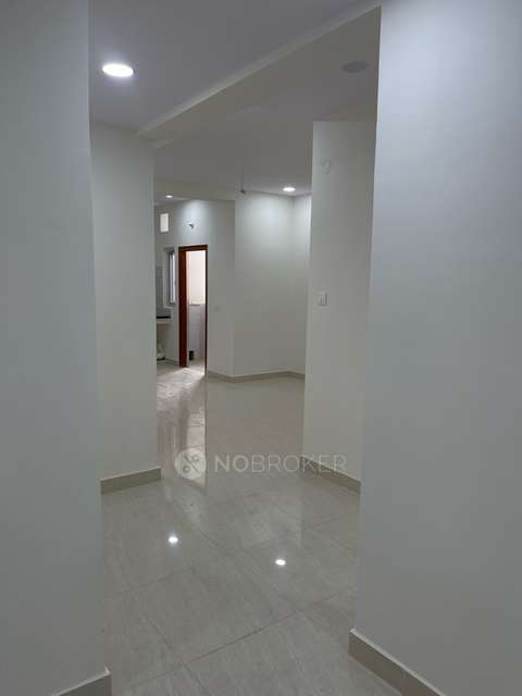 3 BHK Flat In Golden Manor, Madhapur For Sale  In Golden Manor, Madhapur