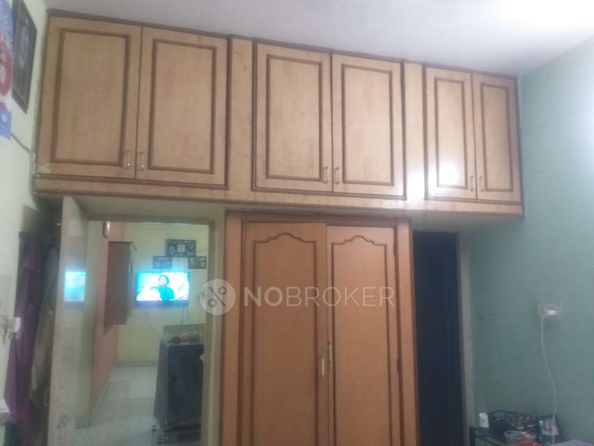 2 BHK Flat In Prashanthi Nilayam For Sale  In Yellareddyguda Graveyard