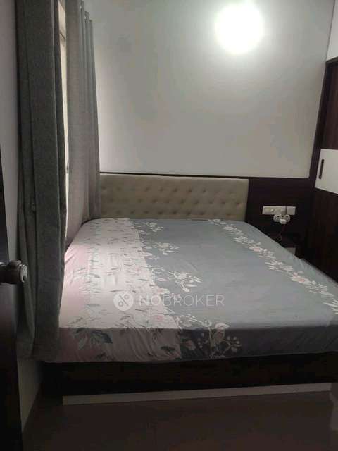 2 BHK Flat In Gayatri Twin Towers for Rent  In Manjari Budruk