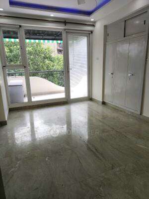 4 BHK Flat In Golf View Apartments, Sector 19 For Sale  In Sector 19