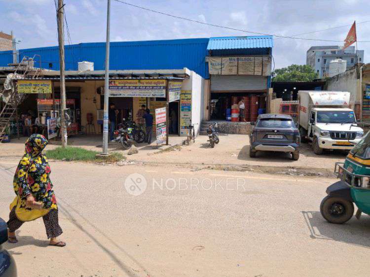 Godown/Warehouse in Nawada Fatehpur, Sector 86, Gurgaon for Rent 