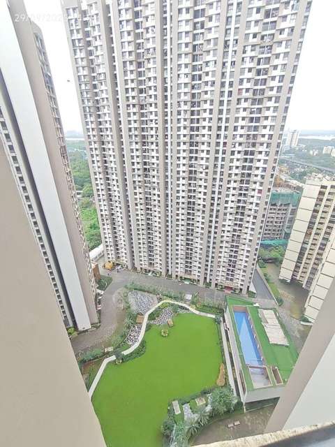 2 BHK Flat In Runwal Eirene For Sale  In Thane West