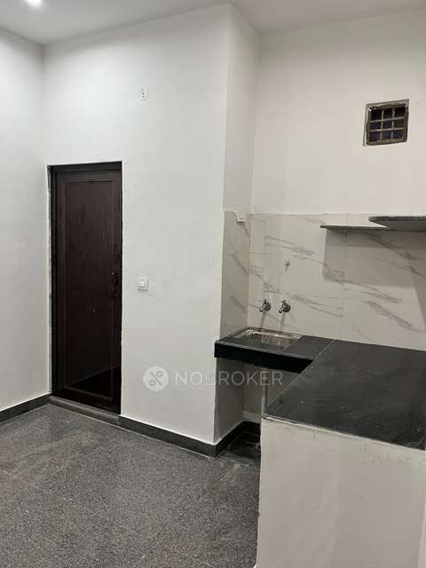 1 RK House for Rent  In Sector 6