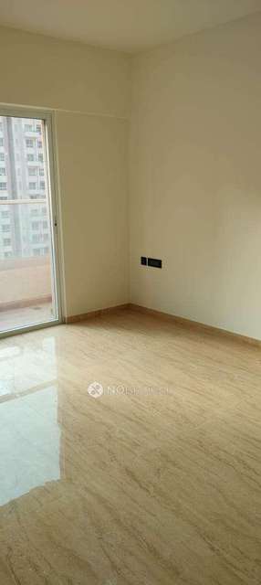 3 BHK Flat In Vtp Beaumonde Building T2 for Rent  In Manjari