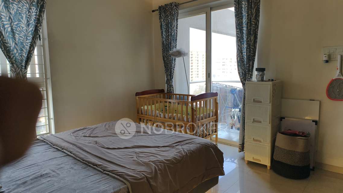 2 BHK Flat In Five Star Royal Entrada, Wakad For Sale  In Wakad