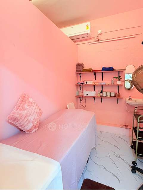 Shop in Mi Sento Bella Nails & Beauty Care Saloon, Bangalore for sale 