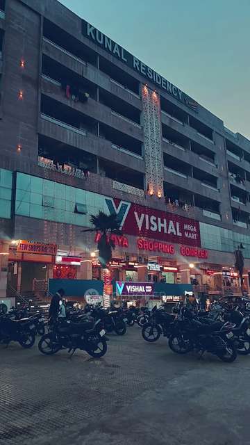 Showroom in Sector 12, Ghaziabad for Rent 