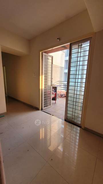 Shared Room for Female In 3 BHK  In Rama Silver Mist In Rahatani