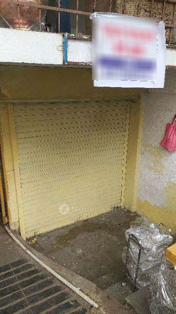 Shop in Guruwar Peth, Pune for Rent 